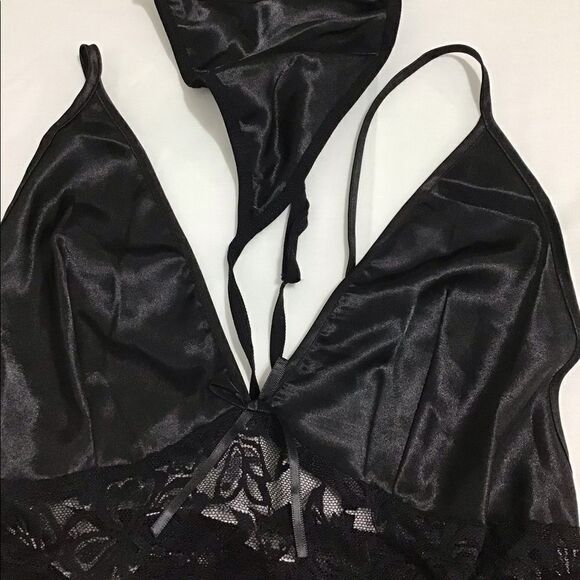 Black Widow Black 2-Piece Lingerie Teddie Thong Set New With Tag Size Medium - Picture 4 of 6